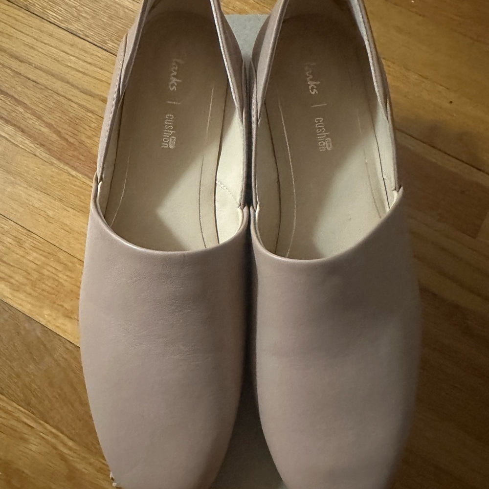 Clarks Pure Tone Nude Leather Women's Slip-On Shoes